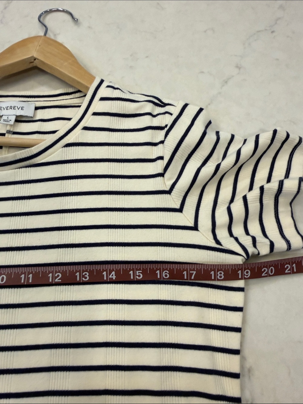 Evereve Striped Tie-Waist Midi Dress in Cream and Navy Size Large - Picture 6 of 8